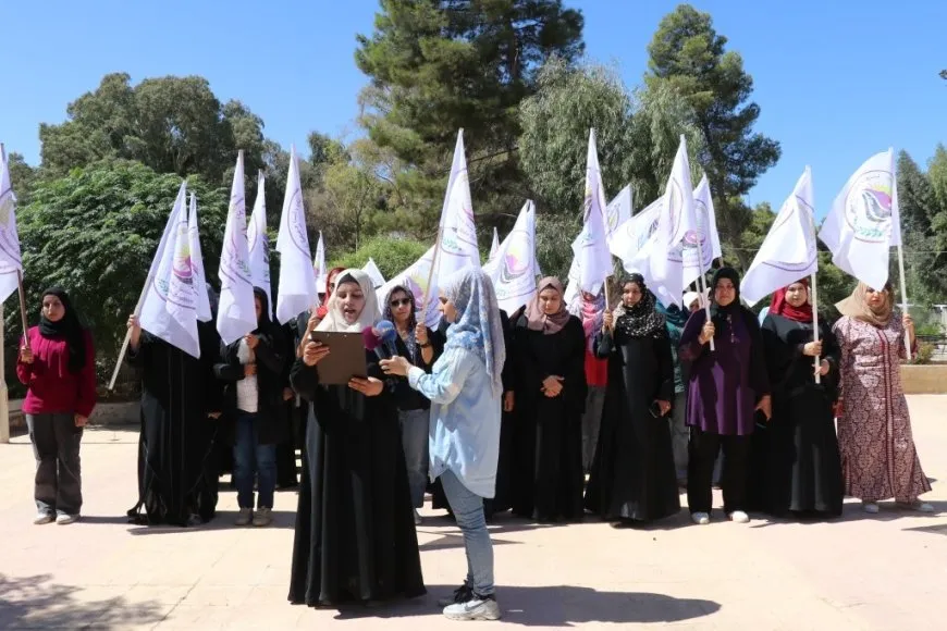 تجمّع نساء زنوبيا يدين مجزرة أم تينة ويحمل الحكومة الانتقالية المسؤولية