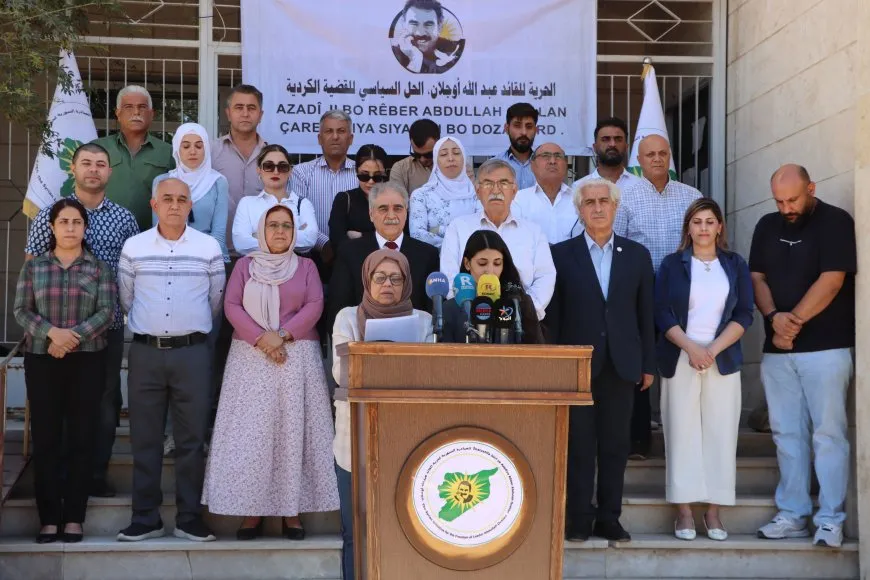 تسليم مطالب 2541 شخصية سورية ترغب بلقاء القائد إلى الجهات المعنية