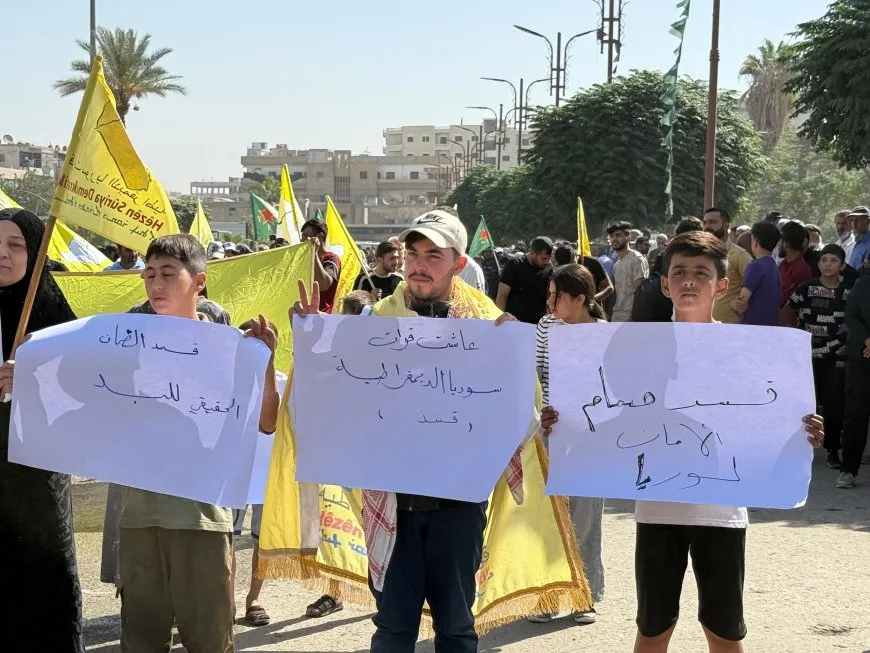 الآلاف في الرقة يؤكدون: قسد كرامتنا