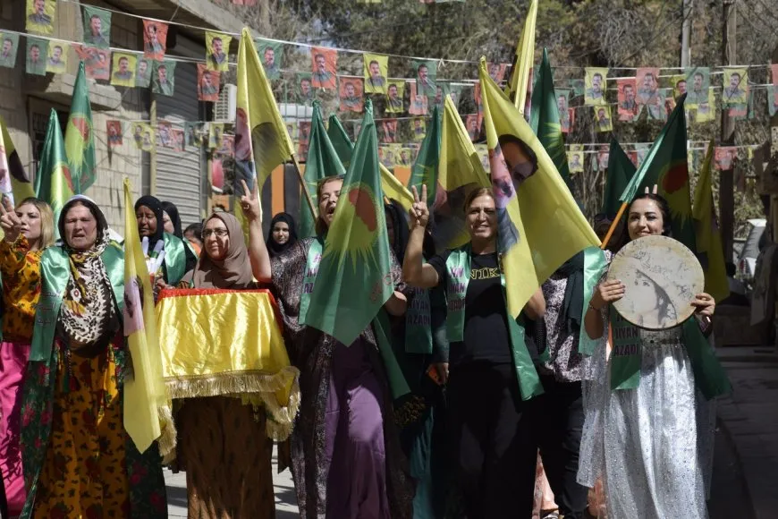 مؤتمر ستار يجمع 1500 رسالة نسائية موجَّهة إلى القائد عبد الله أوجلان
