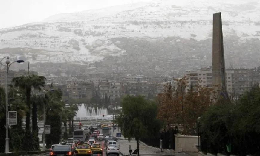 الطقس خريفي معتدل وفرصة لهطول زخات رعدية على الساحل