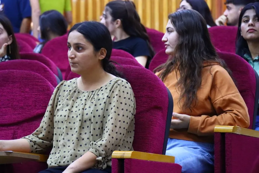 2320 طالباً وطالبة يتقدمون لامتحان القبول الجامعي
