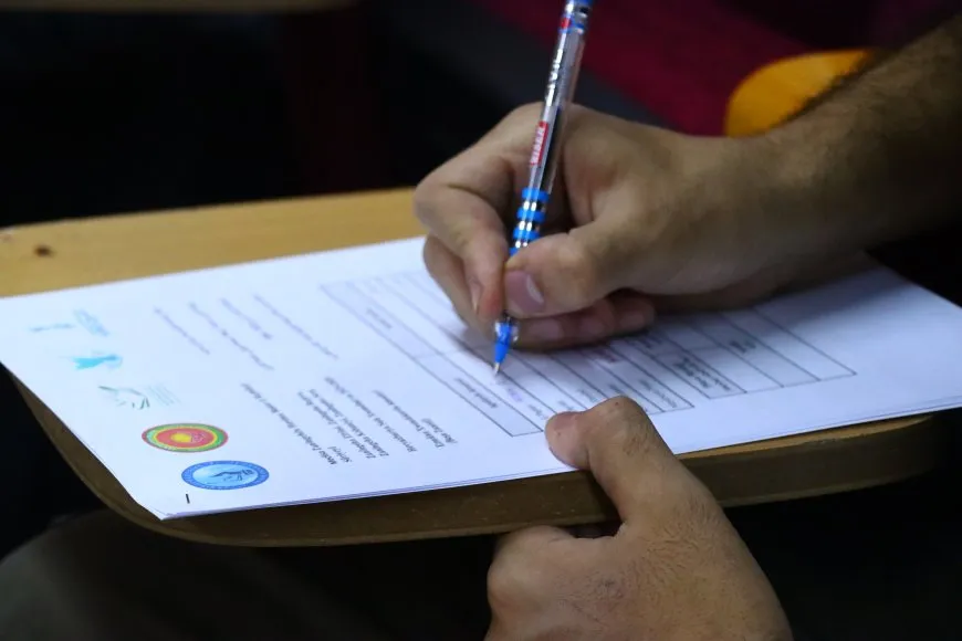 2320 طالباً وطالبة يتقدمون لامتحان القبول الجامعي