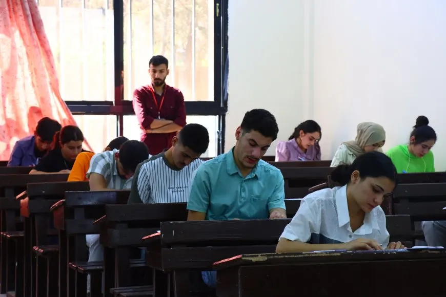2320 طالباً وطالبة يتقدمون لامتحان القبول الجامعي