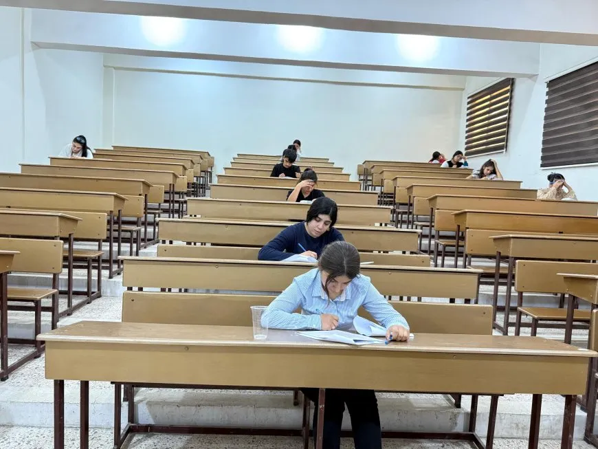 2320 طالباً وطالبة يتقدمون لامتحان القبول الجامعي