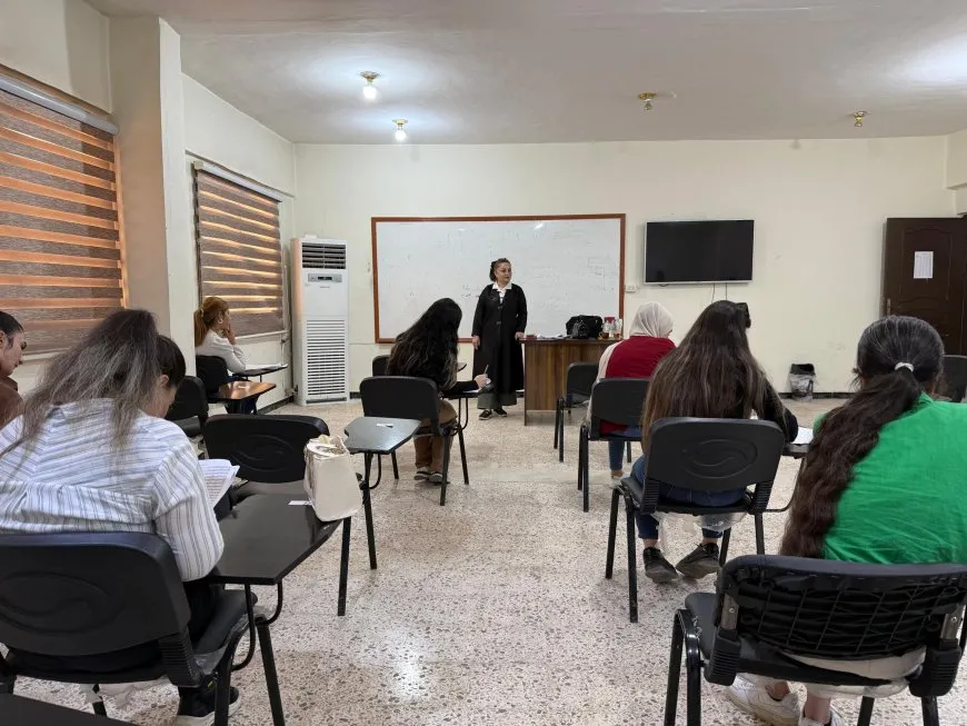 2320 طالباً وطالبة يتقدمون لامتحان القبول الجامعي