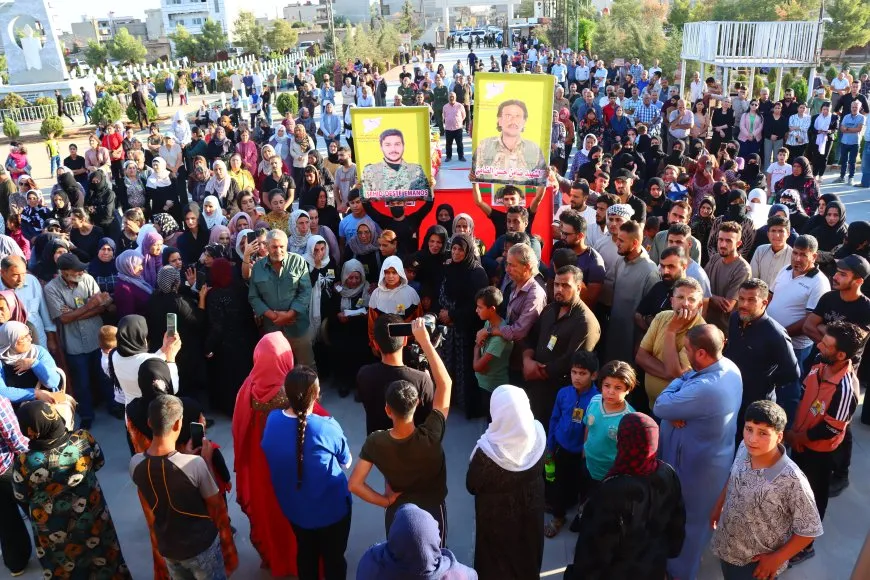 تشييع جثماني مقاتلين من قوات سوريا الديمقراطية