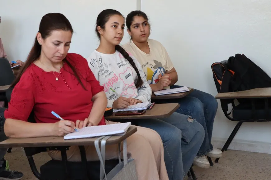 كومينات قامشلو تواصل عملها الأسبوعي بخطط خدمية وثقافية