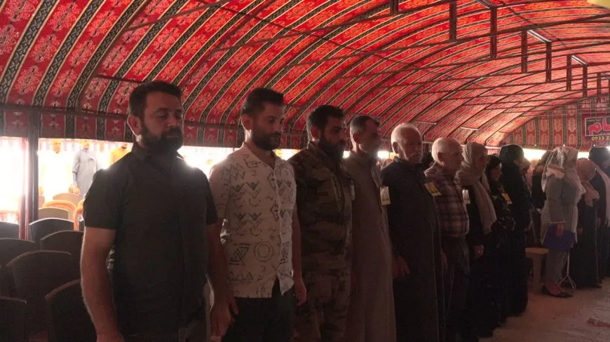 أهالي الرقة يقدّمون واجب العزاء لذوي أربعة شهداء في الرقة