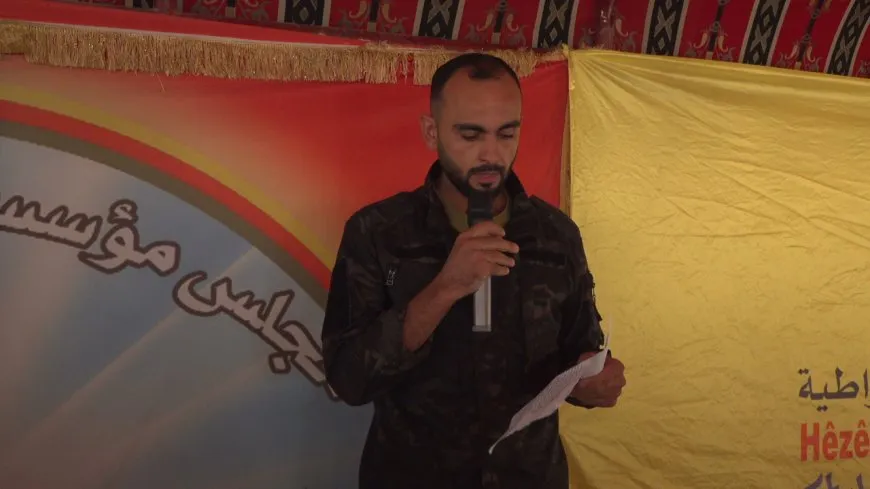 أهالي الرقة يقدّمون واجب العزاء لذوي أربعة شهداء في الرقة