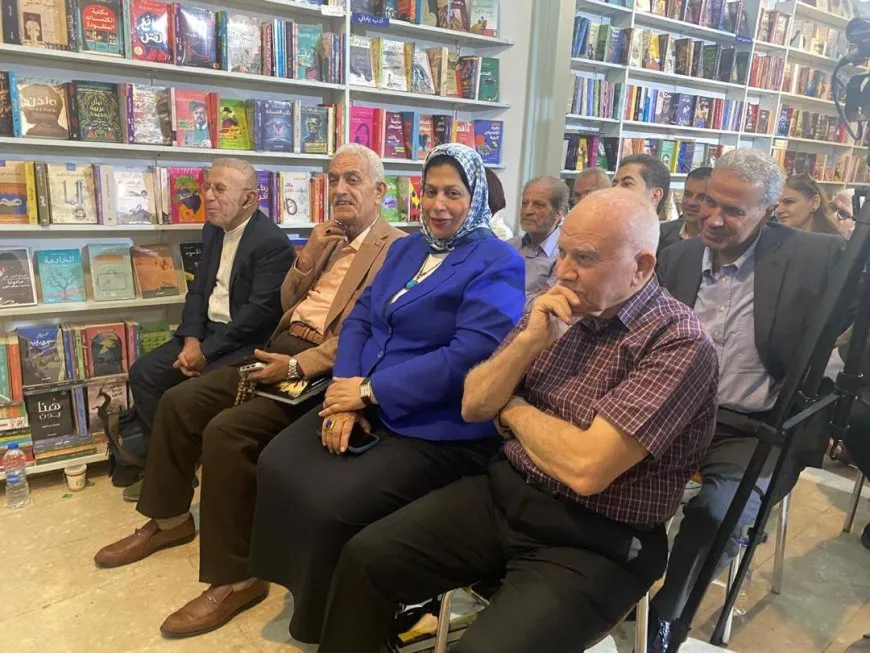 توقيع كتاب "اللامركزية وبناء مستقبل سوريا.. الإدارة الذاتية نموذجاً" في مصر