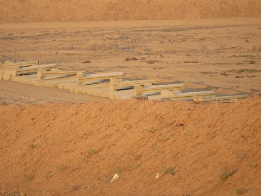PDK  يبني جداراً على الحدود الفاصلة بين روج آفا وجنوب كردستان