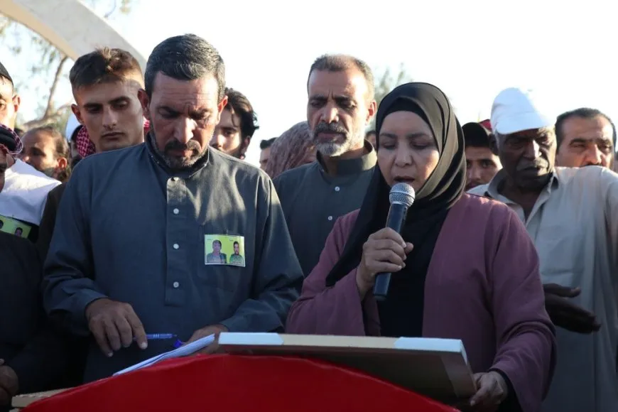 تشييع جثماني مقاتلين من قسد في مقاطعة الطبقة 