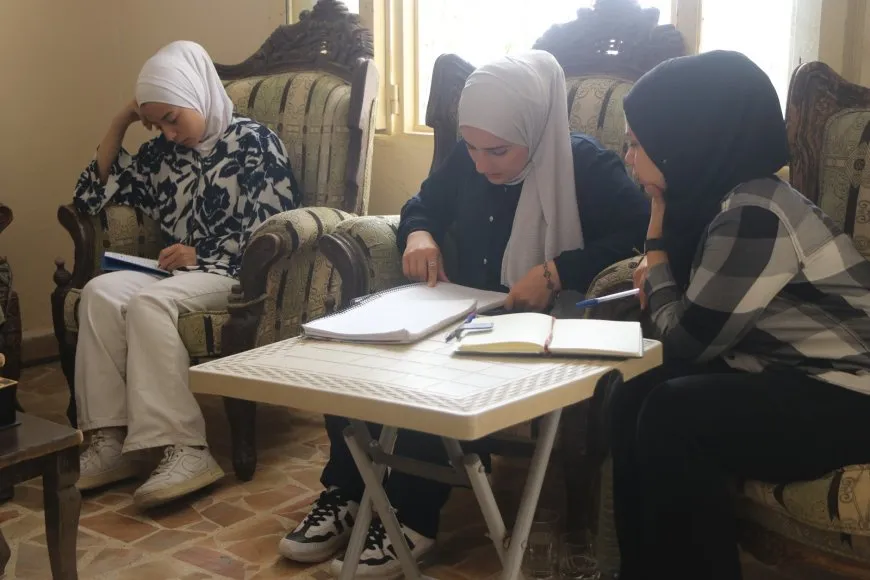 قراءة مانيفستو "السلام والمجتمع الديمقراطي" طريق لتوعية الفئة الشابة