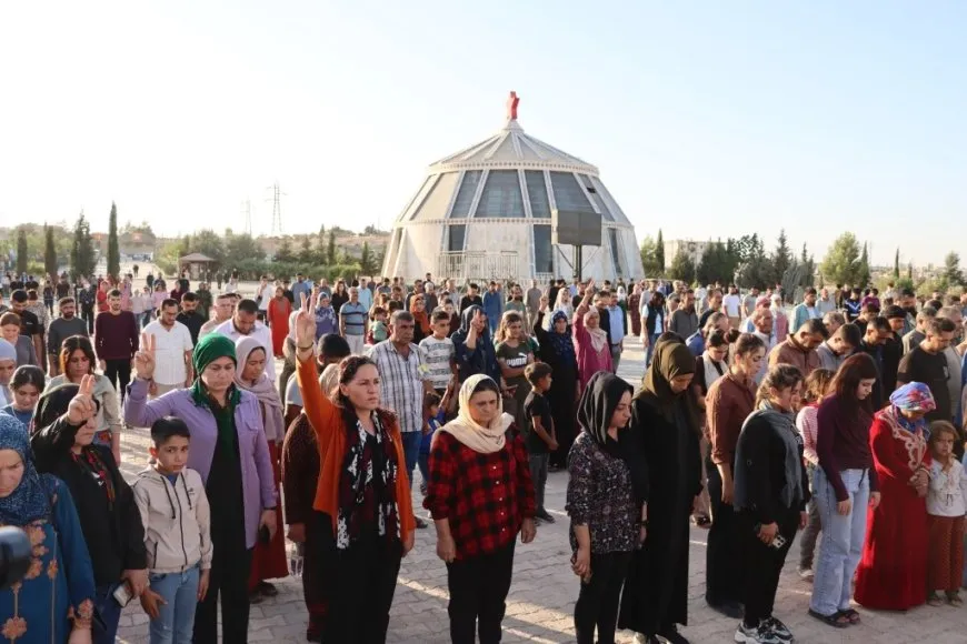 تشييع جثمان مقاتل من قسد في كوباني