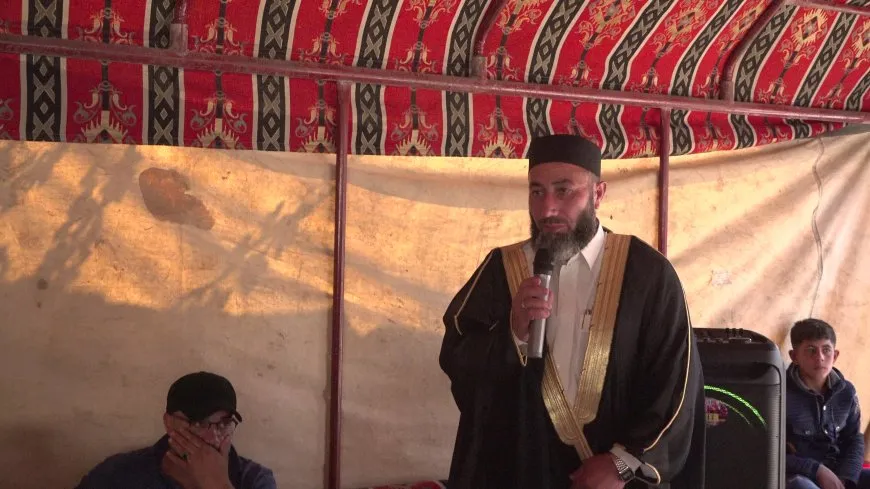 تقديم واجب العزاء لذوي مقاتل من قسد في مقاطعة الرقة