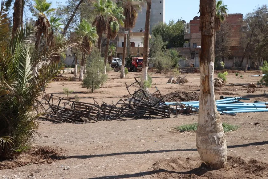 إعادة تأهيل الحديقة العامة في قامشلو وتحويلها إلى فضاء ثقافي وفني