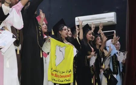 تخريج دفعة جديدة من طلاب المعهد الصحي في شمال وشرق سوريا