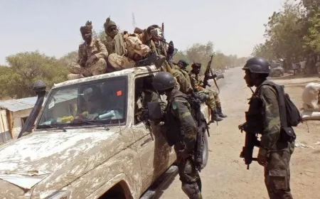 قتلى وجرحى من الجيش النيجيري في هجوم "لجهاديين" على قاعدة عسكرية
