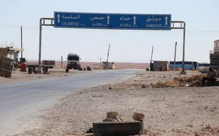 طريق الطبقة – سلمية مغلق لليوم الثامن من قبل الحكومة الانتقالية