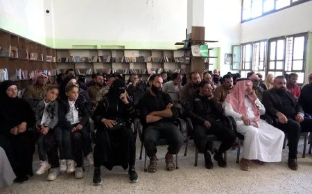 قسد تجتمع مع عوائل الشهداء والأهالي في دير الزور