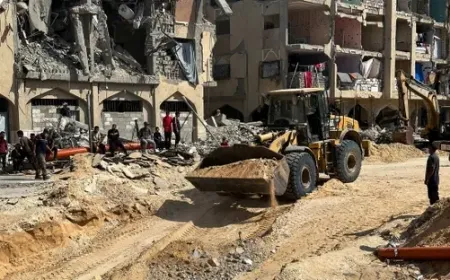 فريق مصري يدخل غزة للمساعدة في العثور على جثث الرهائن الإسرائيليين