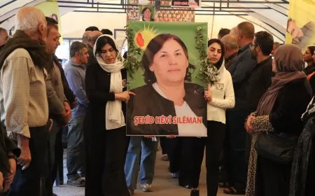 في مراسم العزاء : هيفي سليمان رمز المرأة المناضلة التي لم تعرف التراجع