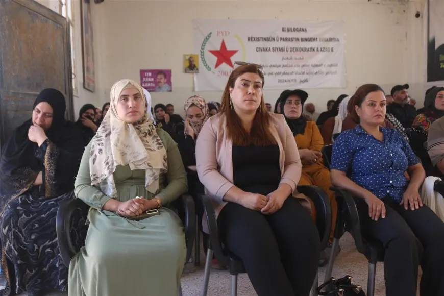 انعقاد الكونفرانس الأول لكومينات الهول ودعوة لترسيخ النظام الديمقراطي