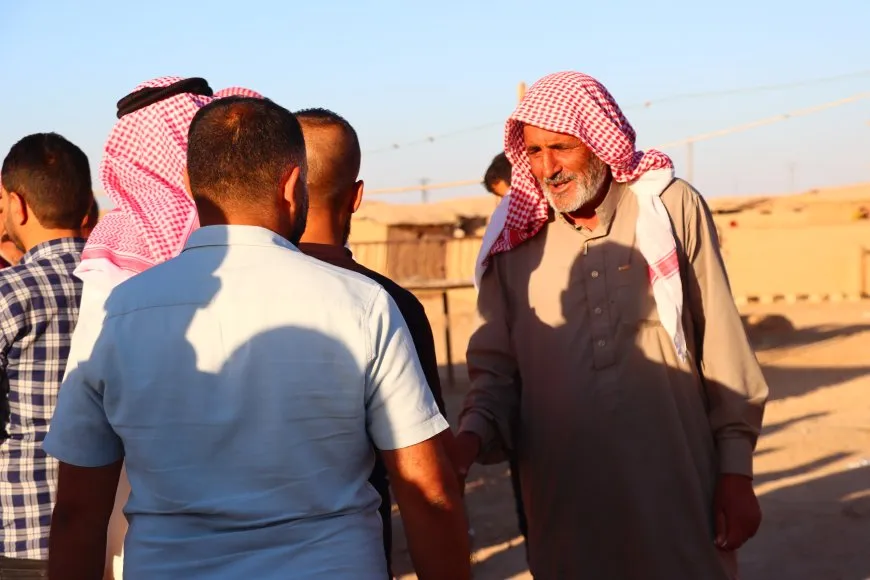 تقديم واجب العزاء لذوي مقاتل من قسد في تل حميس 