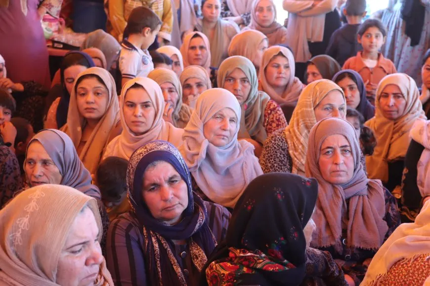 أهالي الفرات يقدّمون واجب العزاء لذوي مقاتلين من قسد
