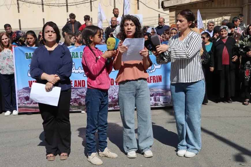 وقفة للمهجّرين أمام مفوضية الأمم المتحدة للمطالبة بحق العودة الآمنة إلى ديارهم