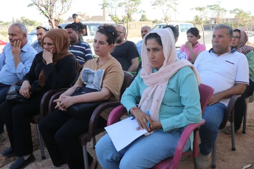 ندوة حوارية حول التهجير القسري وسبل العودة الآمنة في الطبقة