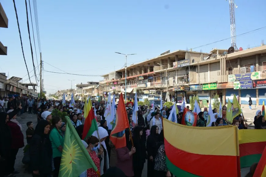 المئات في كركي لكي يتظاهرون دعماً لأهالي الشيخ مقصود والأشرفية