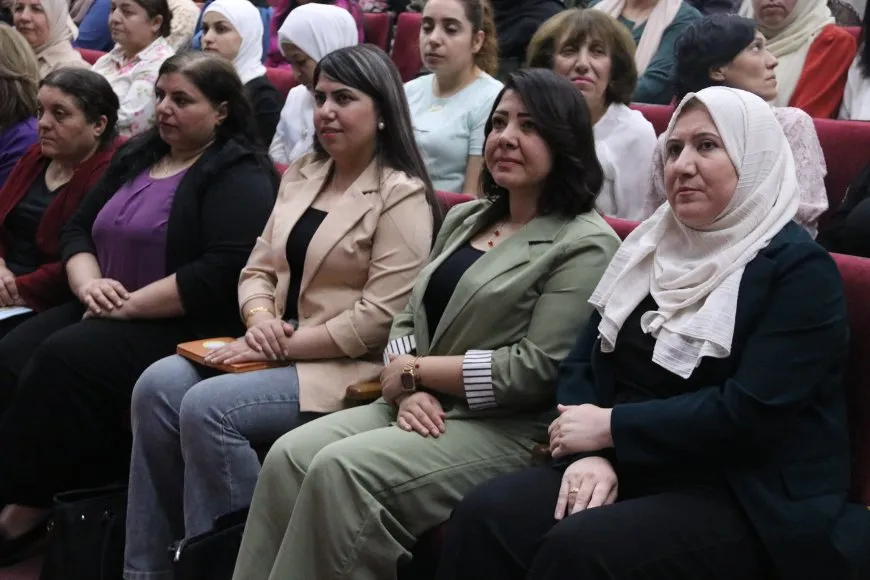 منتدى حواري نسائي يناقش نداء السلام ورؤية القائد لحلّ قضية الشرق الأوسط