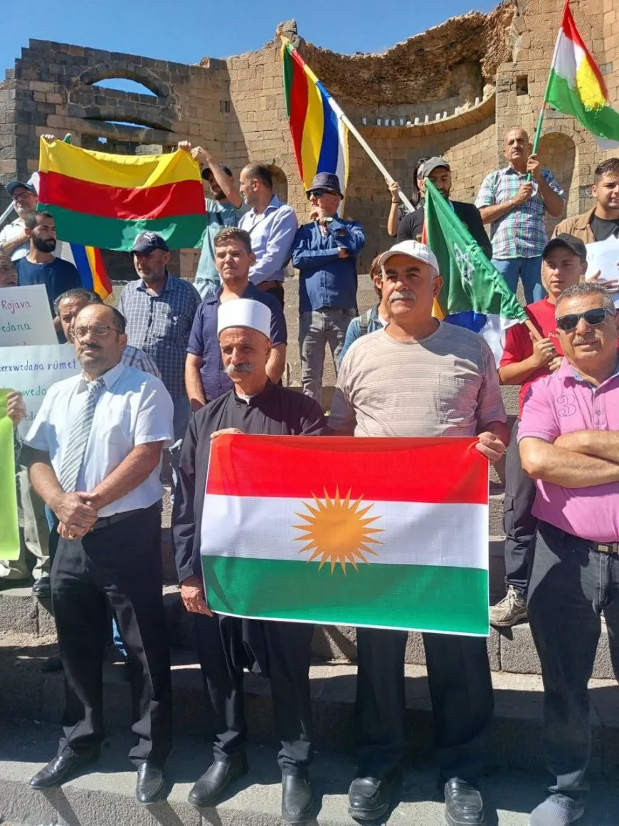 وقفتان جماهيريتان في السويداء تضامناً مع أهالي الشيخ مقصود والأشرفية في حلب