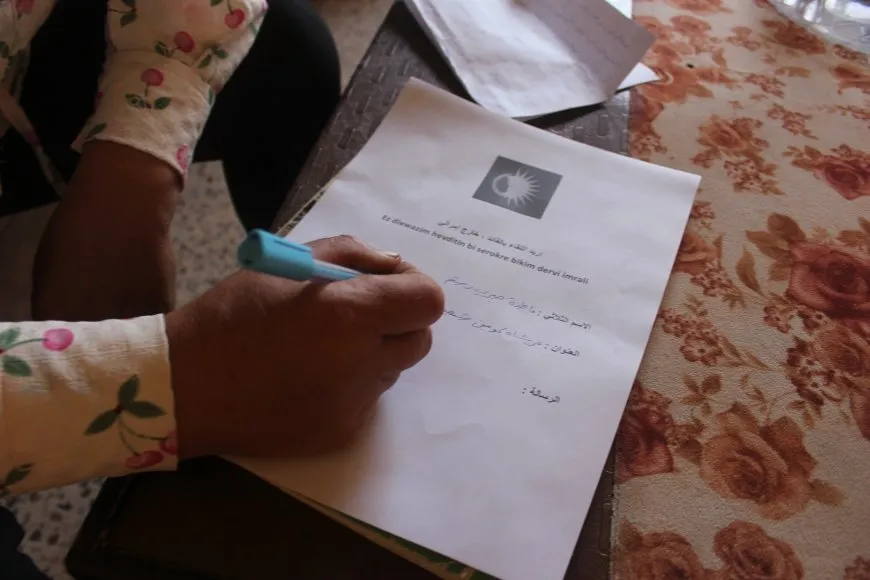 عضوات مؤتمر ستار في جل آغا تكتبن رسائل للقائد 
