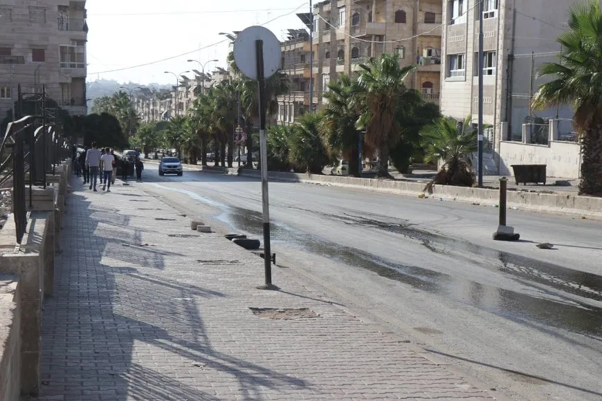 استمرار إغلاق الطرق المؤدية إلى الشيخ مقصود والأشرفية باستثناء طريقين للمشاة فقط