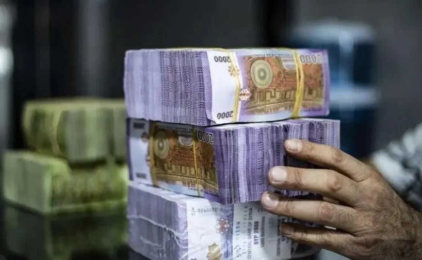 الحكومة الانتقالية توقف صرف رواتب 2800 موظف منذ أكثر من شهرين