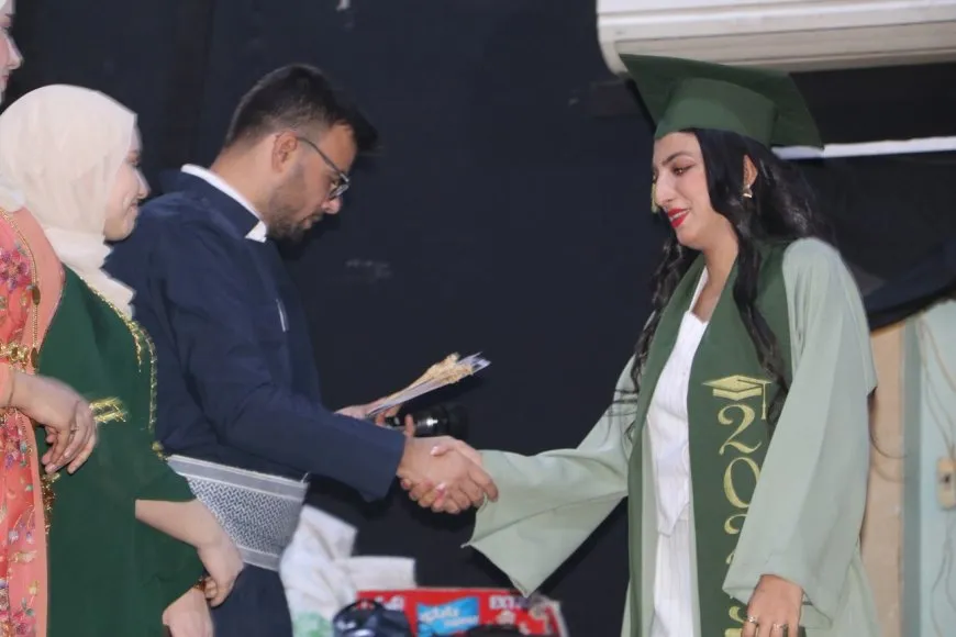 تخريج دفعة جديدة من طلاب المعهد الصحي في شمال وشرق سوريا