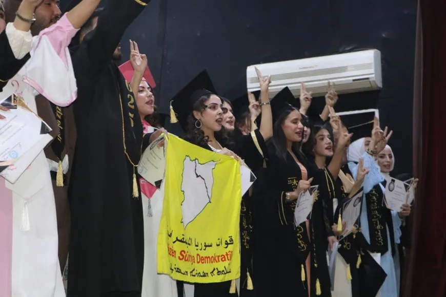 تخريج دفعة جديدة من طلاب المعهد الصحي في شمال وشرق سوريا