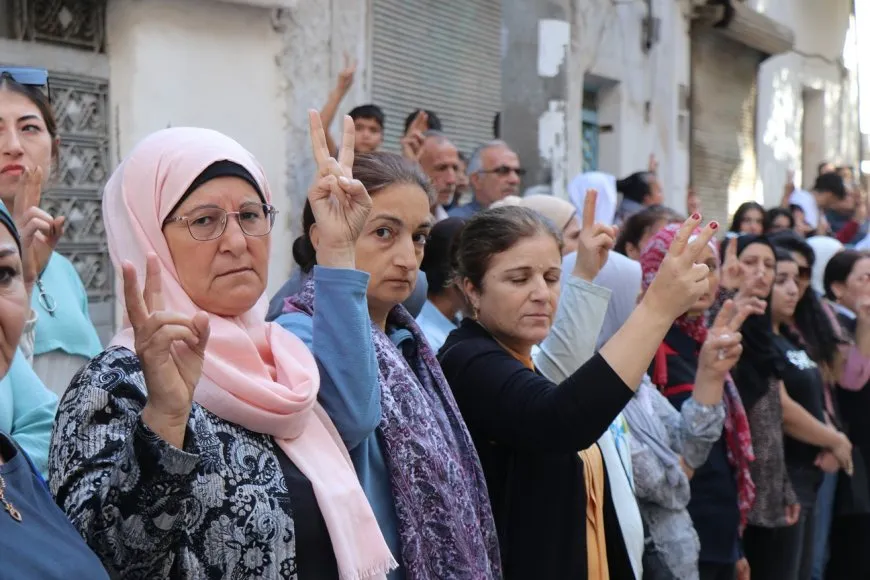 تشييع جثماني شهيدين وكشف سجلّ آخر في حلب