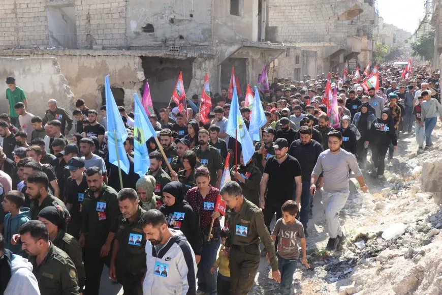 تشييع جثماني شهيدين وكشف سجلّ آخر في حلب