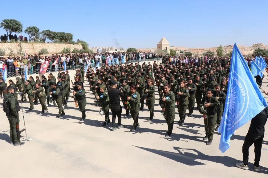تشييع جثماني شهيدين وكشف سجلّ آخر في حلب