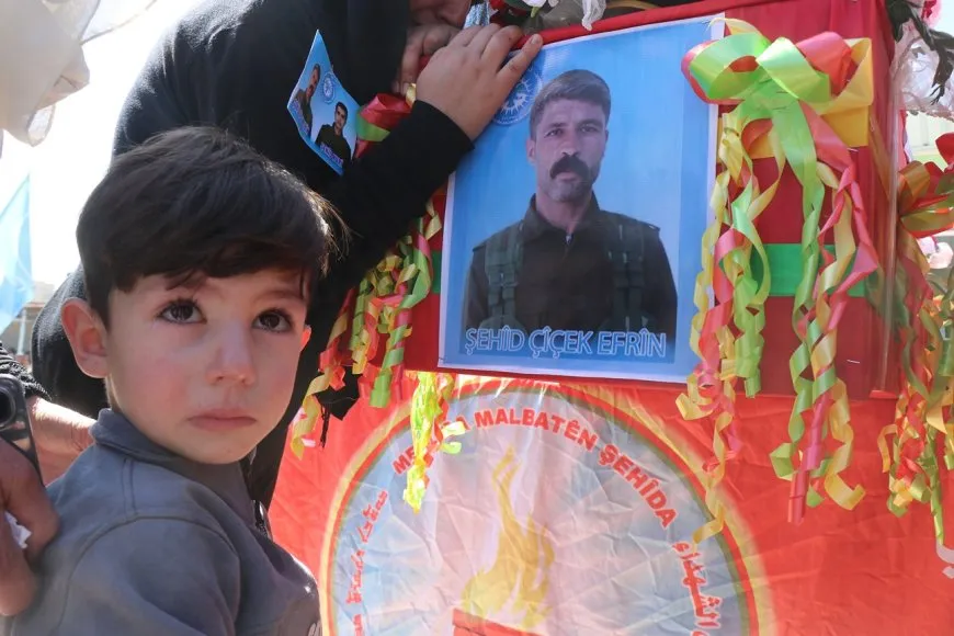 تشييع جثماني شهيدين وكشف سجلّ آخر في حلب