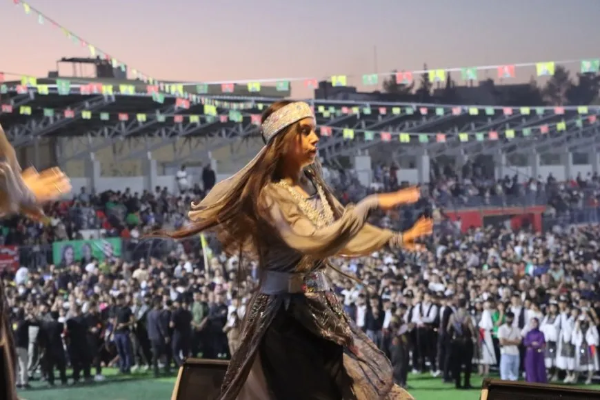 انطلاق فعاليات مهرجان الشهيد باور آكر السادس للثقافة والفن والرياضة في كوباني