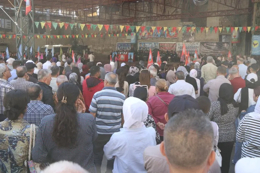 تقديم واجب العزاء لذوي 3 شهداء في حلب