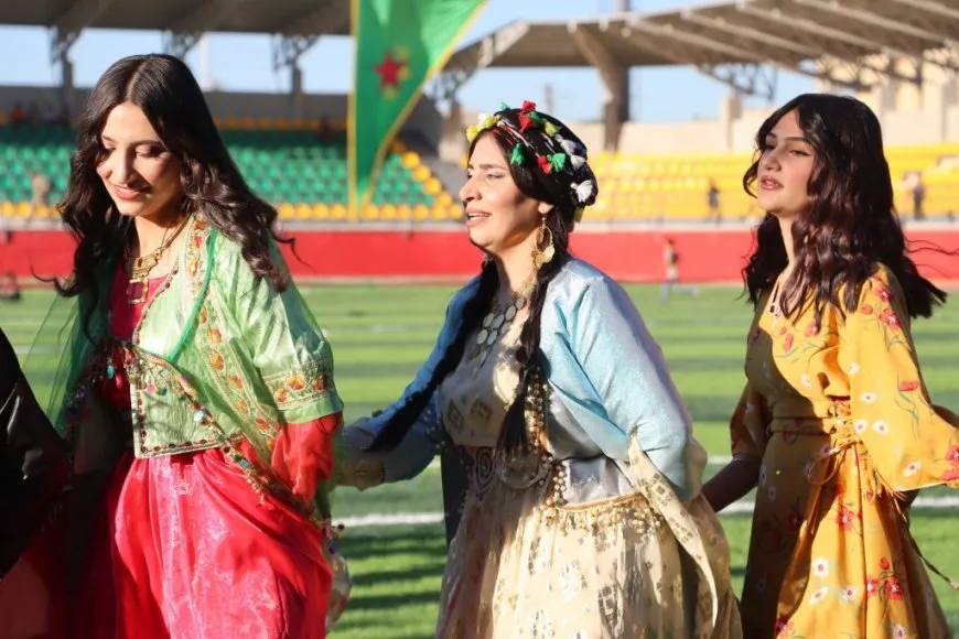 إسدال الستار على النسخة السادسة من مهرجان الشهيد باور آكر في كوباني
