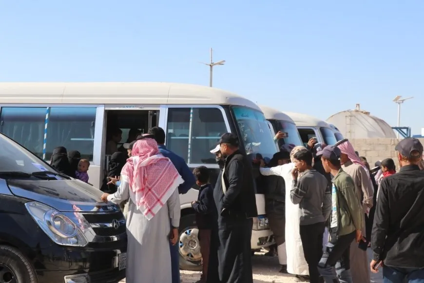 القافلة الثالثة للعودة الطوعية من مخيم المحمودلي تتجه نحو الداخل السوري