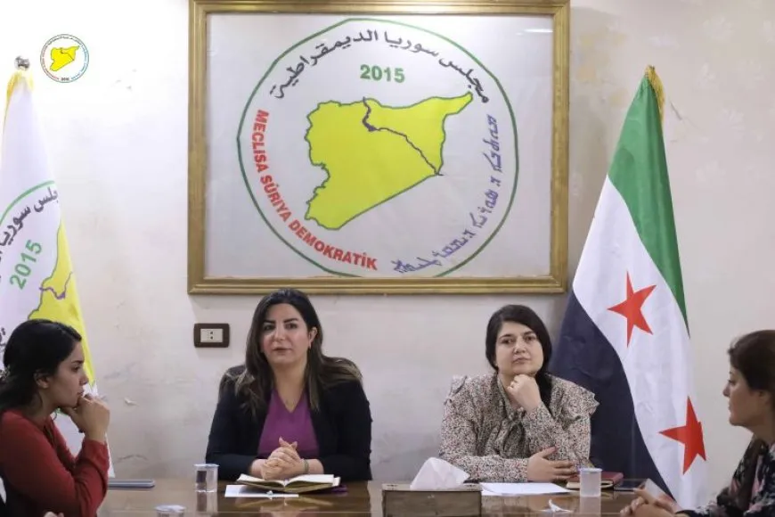 منسقية المرأة للأحزاب السياسية تبحث اللامركزية ودور النساء في مستقبل سوريا