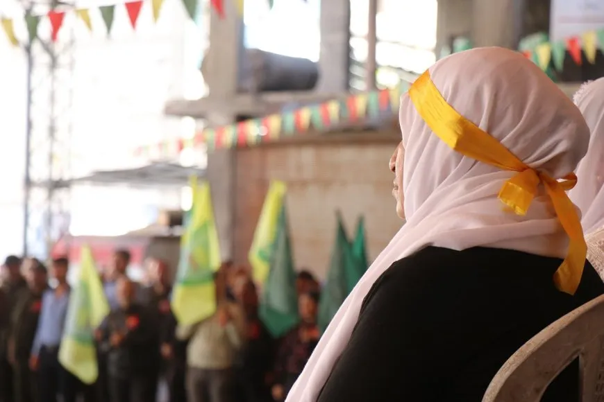مراسم غيابية لمقاتل في قوات الدفاع الشعبي بحلب